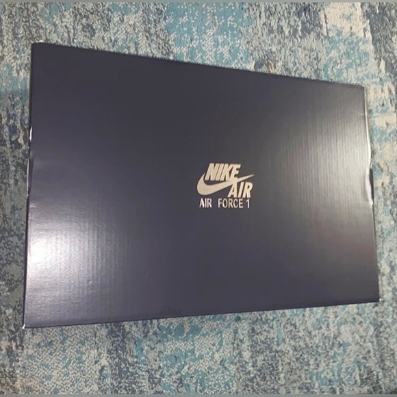 Nike Air Force 1(UNO edition) - Picture 2 of 9